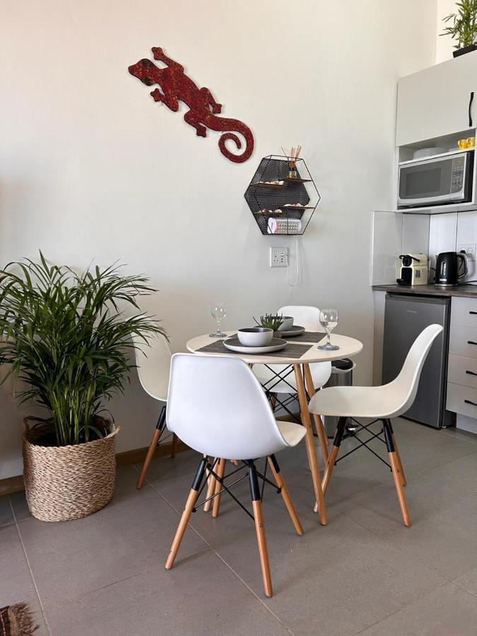 Relax,Revive,Reset & Enjoy The Sounds Of The Sea! Apartment เคปทาวน์ ภายนอก รูปภาพ